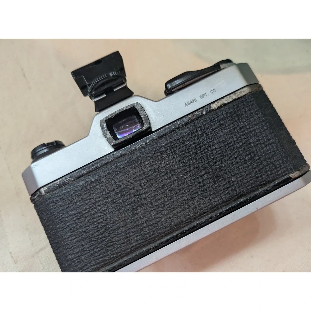 Asahi Pentax K1000 35mm SLR Film Camera with SMC Pentax-M 50mm f2 Lens Silver